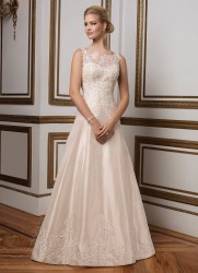 Νυφικό του οίκου  JUSTIN ALEXANDER από την  Collection 2016.